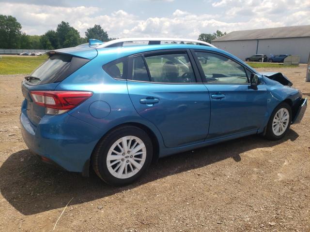 VIN: 4S3GTAB65J3748756 Auction: COPART Lot: 58850813 Location: OH - CLEVELAND WEST 4S3GTAB65J3748756 SUBARU IMPREZA 2018 BLUE Photo 3