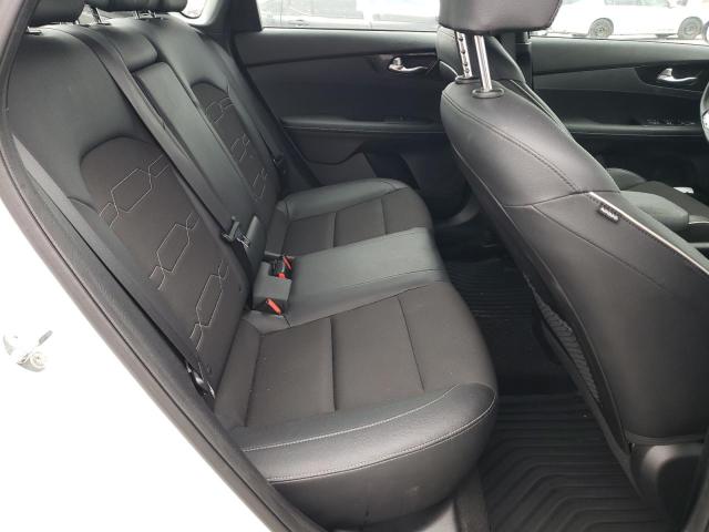 3KPF54AD7NE430563 KIA Forte Gt Line