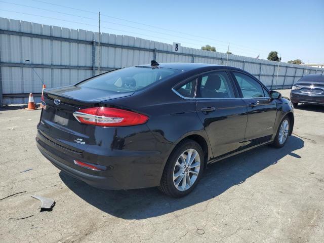 3FA6P0LU5KR188382 Ford Fusion SE 3