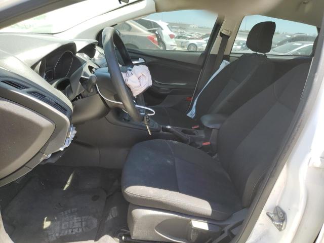 1FADP3K26JL237112 Ford FOCUS SE