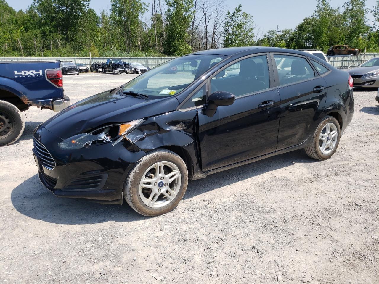 VIN: 3FADP4BJ2JM132014 2018 FORD FIESTA