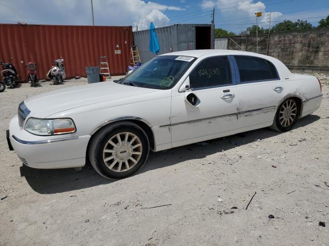 2006 Lincoln Town Car Signature