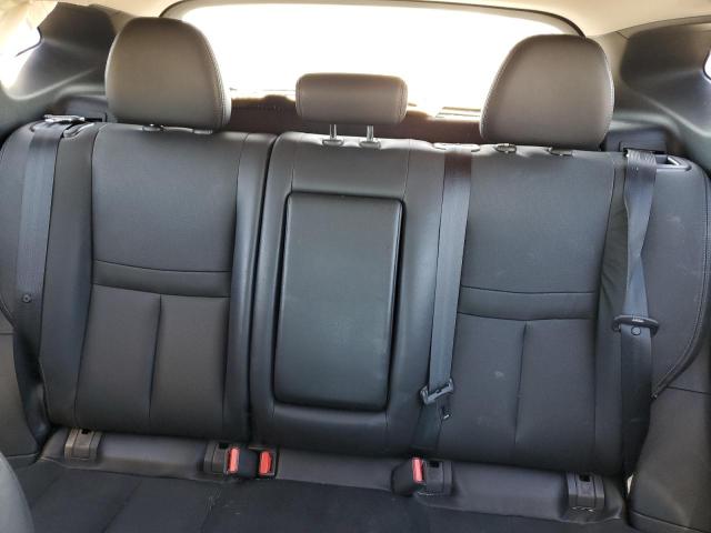 JN1BJ1CR0JW253729 Nissan Rogue Sport S