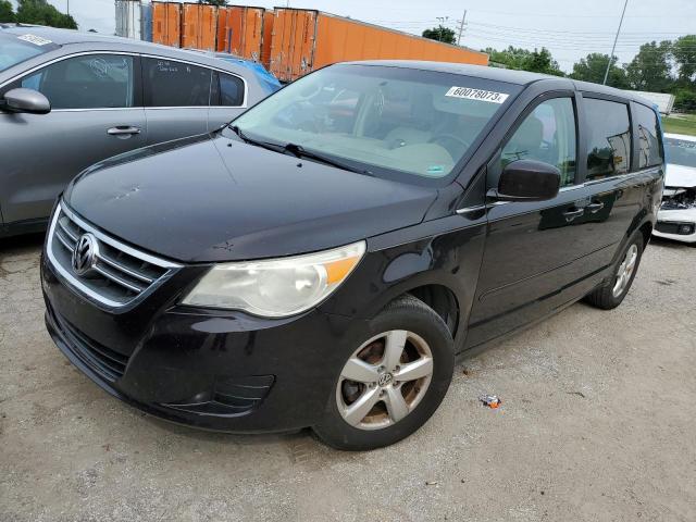 2010 Volkswagen Routan SE