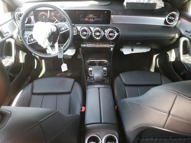 W1K3G4EB0LJ239398 Mercedes-Benz A 220