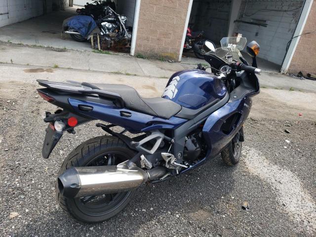 2011 TRIUMPH MOTORCYCLE SPRINT GT - SMT601PK4BJ477536