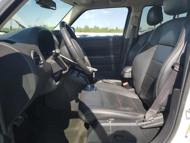 1C4NJPFA8GD526598 Jeep Patriot Latitude
