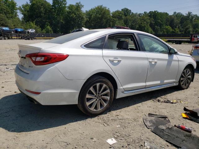 VIN: 5NPE34AF3FH220140 Auction: COPART Lot: 59977753 Location: DC - WASHINGTON DC 5NPE34AF3FH220140 HYUNDAI SONATA 2015 WHITE Photo 3
