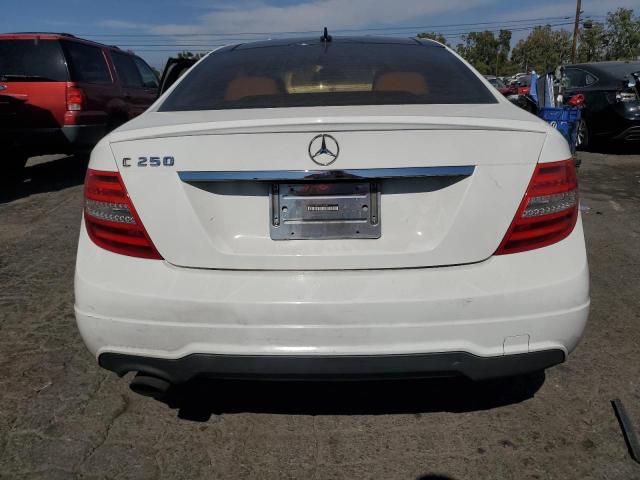 WDDGJ4HB0FG438709 Mercedes-Benz C 250