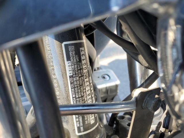 2002 HONDA CB750 - JH2RC38132M000137
