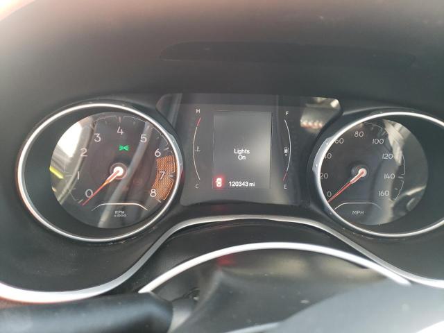 3C4NJCBB2JT240819 Jeep Compass Latitude