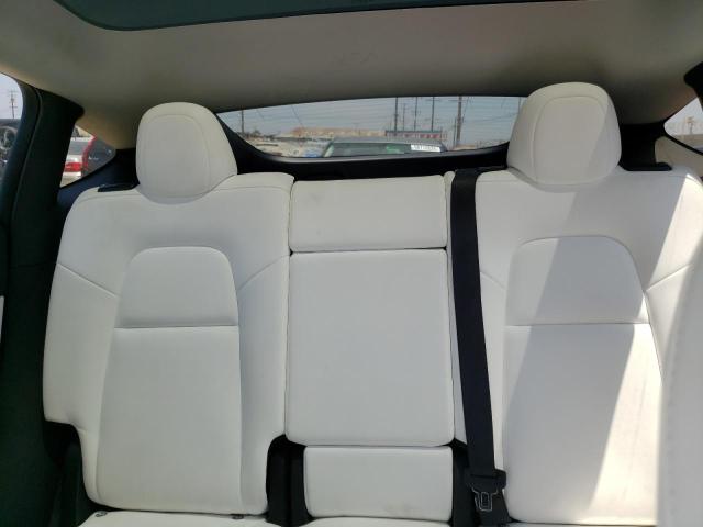 7SAYGAEE5NF352012 Tesla Model Y