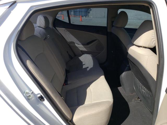 KNAGM4A79F5617427 KIA Optima Lx