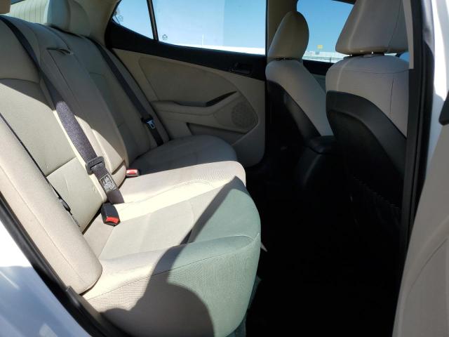 KNAGM4A77F5632671 KIA Optima Lx