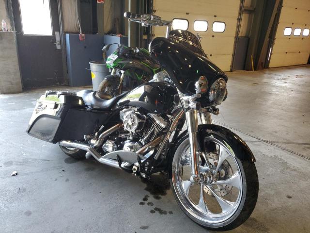 2010 HARLEY-DAVIDSON FLHX #2298379893