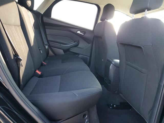 1FADP3K29JL313034 Ford FOCUS SE