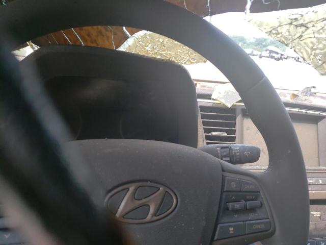 5NPD84LF1HH104030 Hyundai ELANTRA SE
