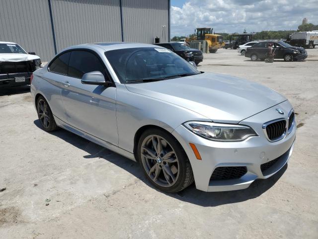 VIN WBA1J7C59FV358160 2015 BMW 2 Series, M235I no.4