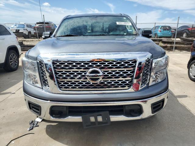 1N6AA1E5XJN504715 2018 Nissan Titan Sv