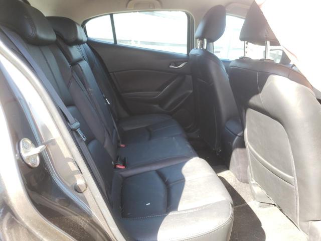 3MZBN1L38JM182077 Mazda 3 TOURING
