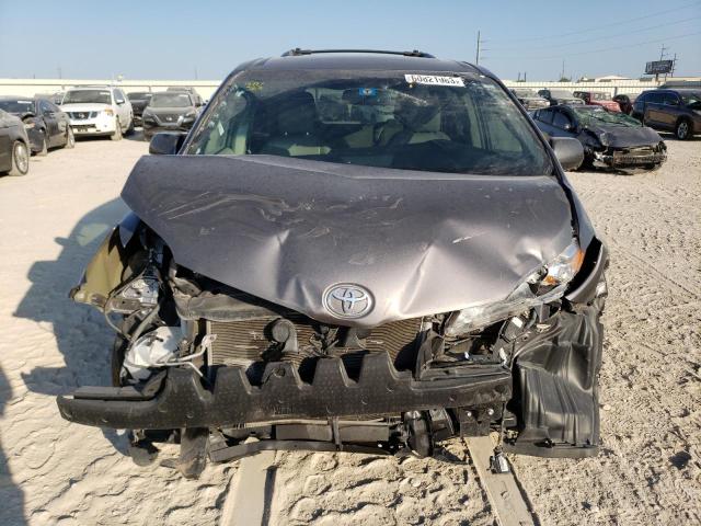 5TDYK3DC1GS710129 Toyota SIENNA XLE