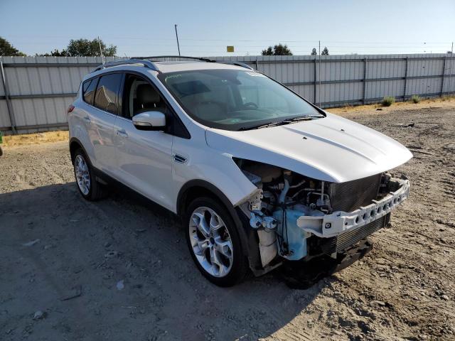 1FMCU9J9XFUC80428 Ford Escape Titanium