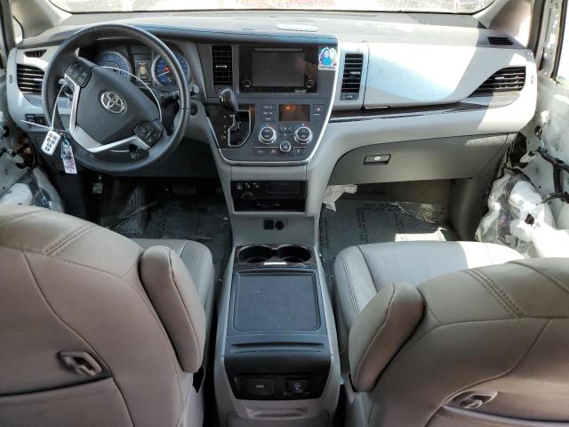 5TDYZ3DC2HS774516 Toyota SIENNA XLE