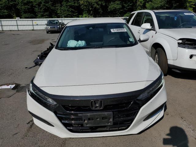 1HGCV1F14KA028225 Honda Accord LX 5