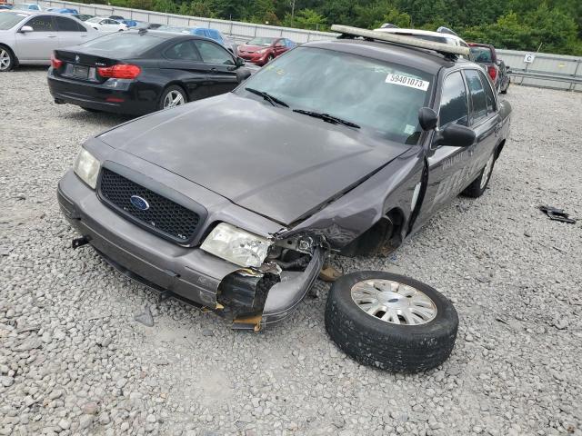 2004 Ford Crown Victoria 