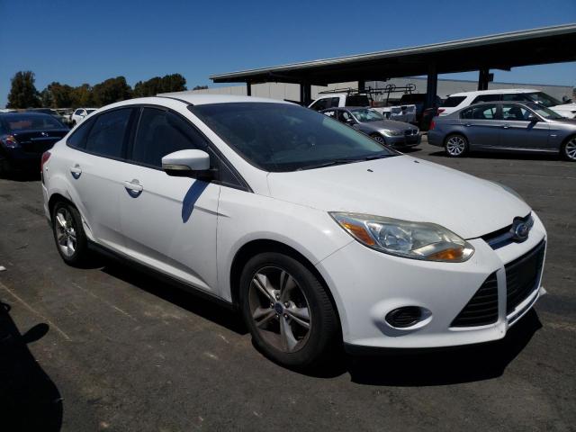 1FADP3F25EL274894 Ford FOCUS SE