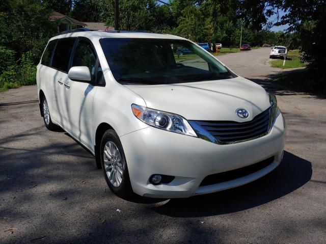 2017 Toyota Sienna XLE