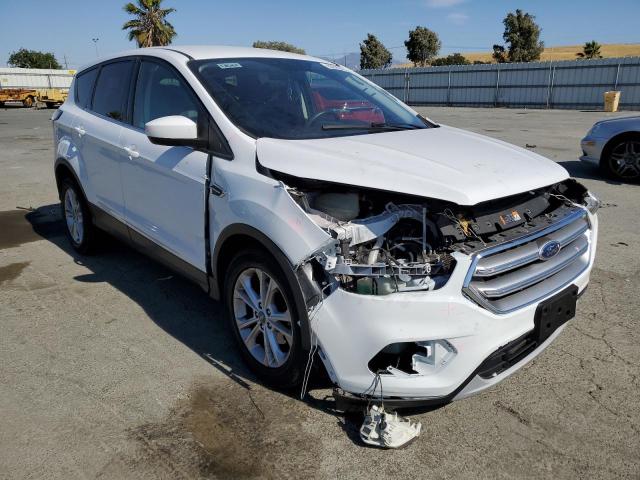 1FMCU0GD2HUA39182 Ford ESCAPE SE