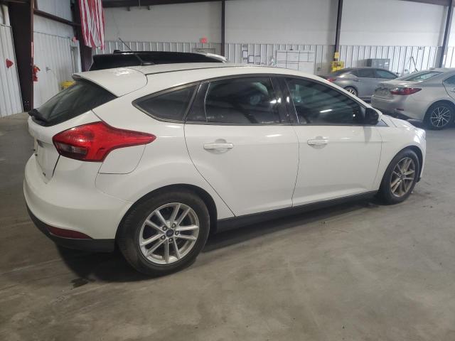 2018 Ford Focus Se VIN: 1FADP3K2XJL252177 Lot: 40758232