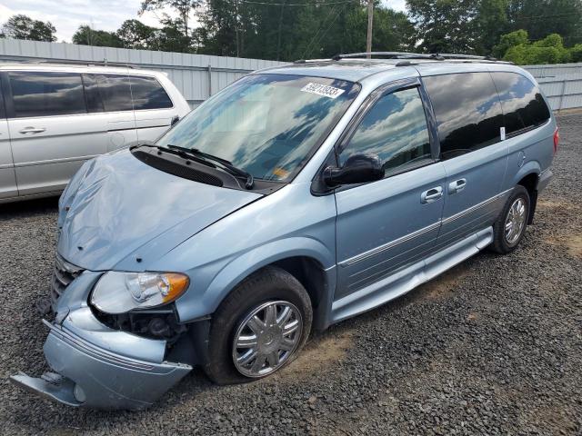 2005 Chrysler Town & Country Limited