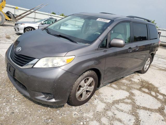 2013 Toyota Sienna LE