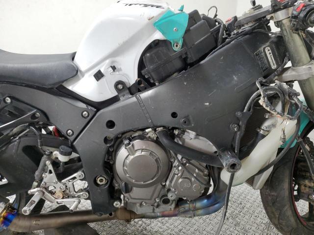 2011 KAWASAKI ZX1000 J - JKAZXCJ1XBA004107
