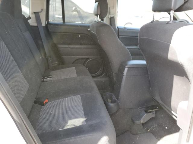 1C4NJDBB8ED926882 Jeep Compass Sport