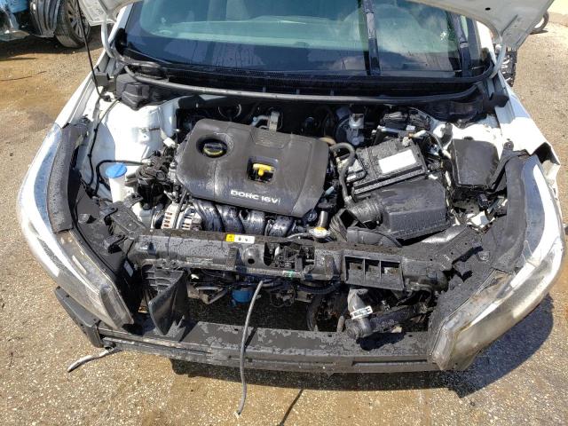 3KPFK4A74JE231404 KIA FORTE LX