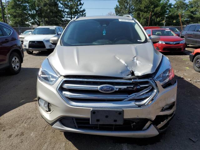 1FMCU9JD0HUC47929 Ford Escape Titanium