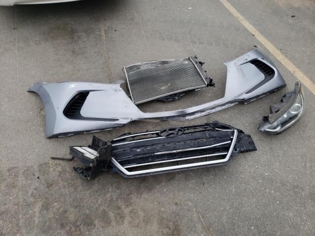 5NPD74LF6HH138581 Hyundai ELANTRA SE