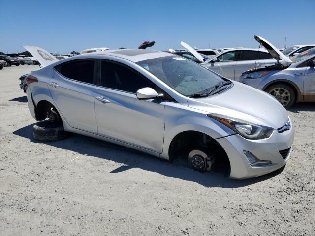 5NPDH4AE1FH621416 Hyundai ELANTRA SE