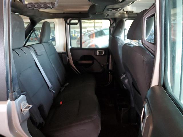 1C4HJXDN3JW295687 Jeep Wrangler Unlimited Sport
