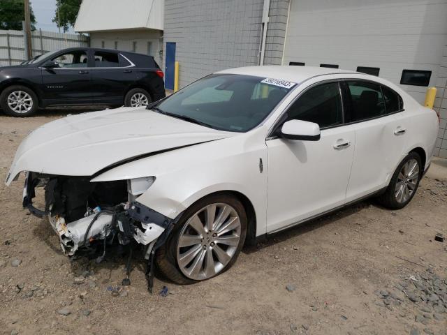 2016 Lincoln MKS 