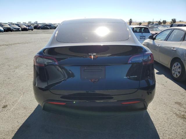 7SAYGAEE3NF366040 Tesla Model Y
