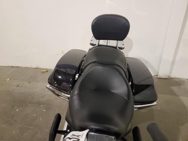2017 HARLEY-DAVIDSON FLHR ROAD - 1HD1FBC18HB627398