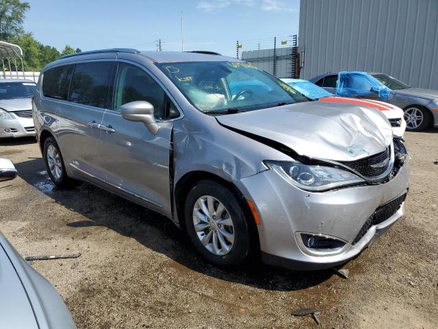 2C4RC1BG8JR124183 2018 CHRYSLER PACIFICA, photo no. 4