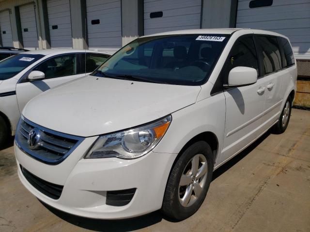 2010 Volkswagen Routan SE