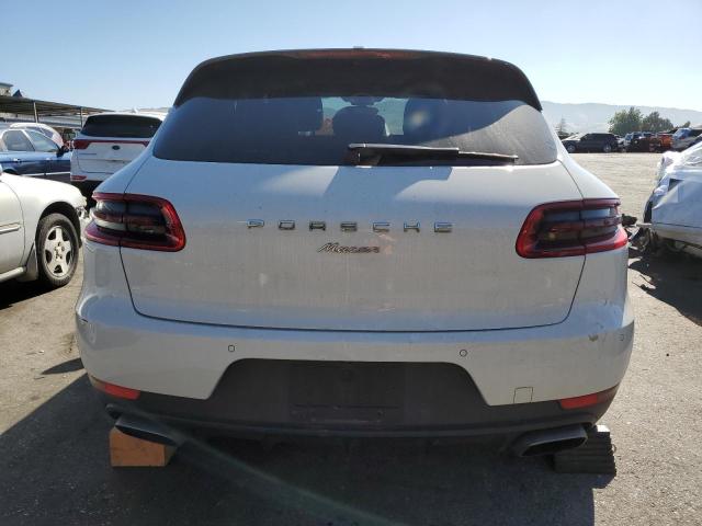 VIN WP1AA2A54JLB00768 2018 Porsche Macan no.6