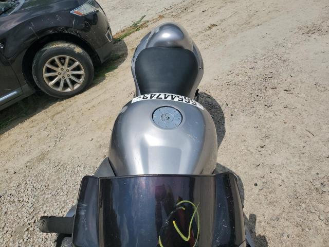 2004 SUZUKI GSX1300 R - JS1GW71A642100685