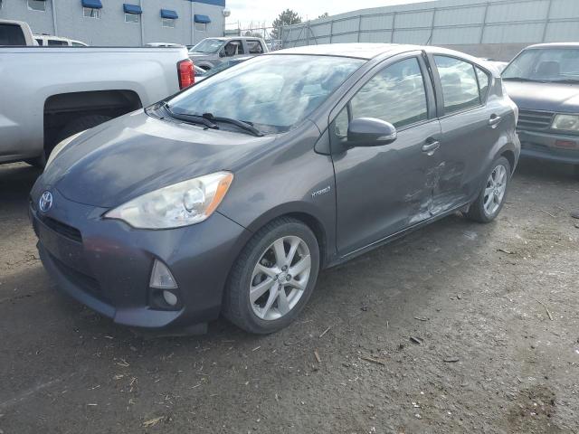 2013 Toyota Prius c 